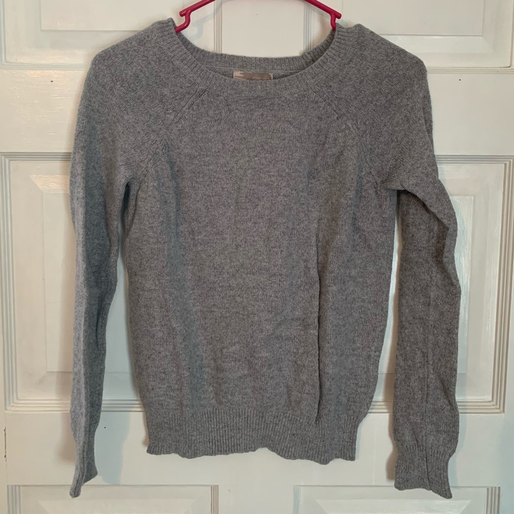 Forever 21 small long sleeve grey sweater